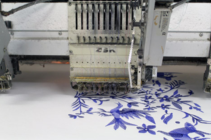 custhom wallpaper embroidered 