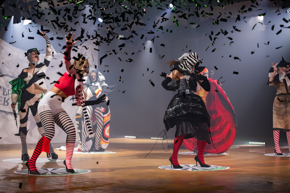 fashion clash The Clash House THE NIGHTMARE DISORDER PASARELLAPHOTO 157