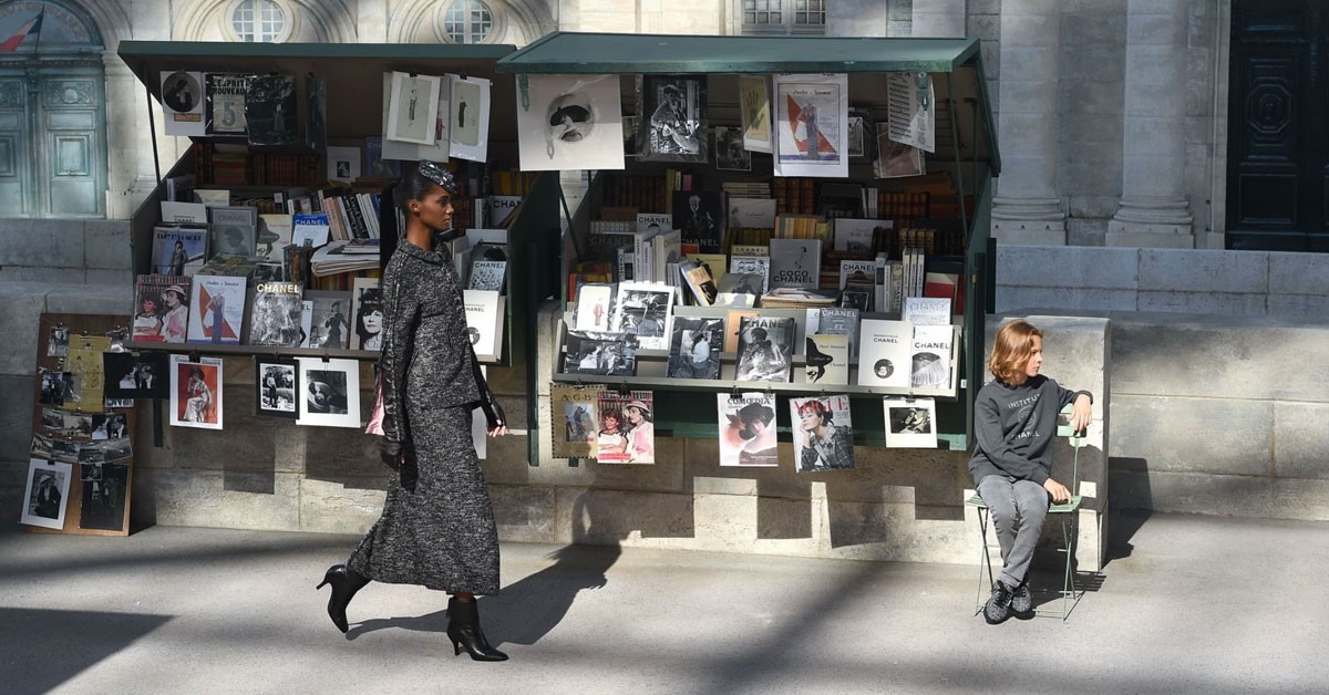 l chanel french in france aw18 19 show seine