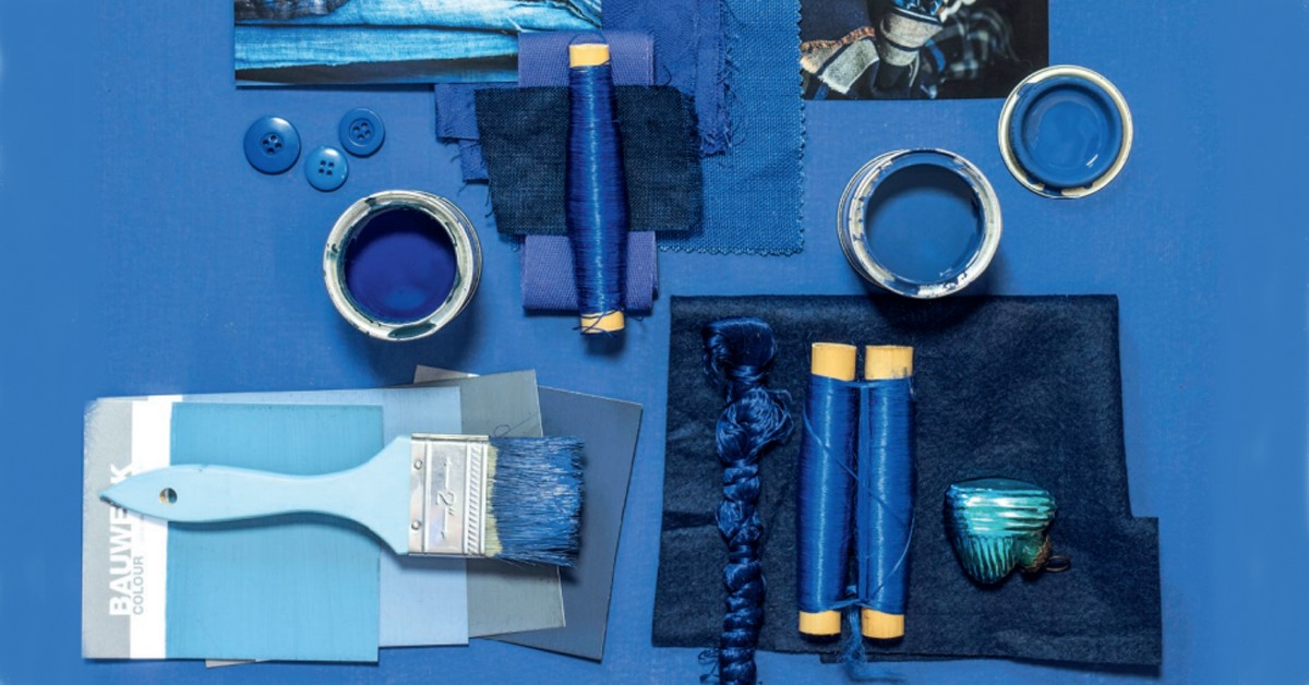 love color anna starmer accessoires diy blauw kwast verf moodboard