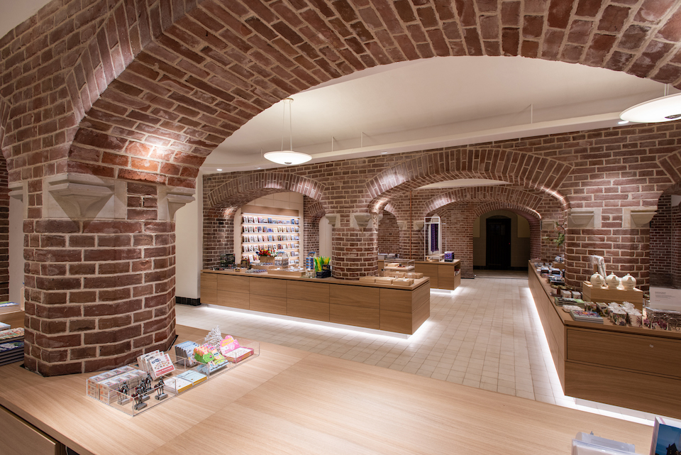 monument museumwinkel architectuur retail hereweare monument kasteel cultuurenretail 