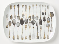 Porceleinen servies beschilderd met acryl inkt van Bridget Davies voor Anthropologie