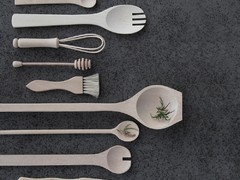 editorial 'This is Paper' door fotograaf Elin Strömberg en stylist Amanda Rodriguez