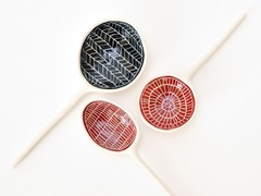 keramische lepels van ontwerper Suzanne Sullivan via thethirdrow.com